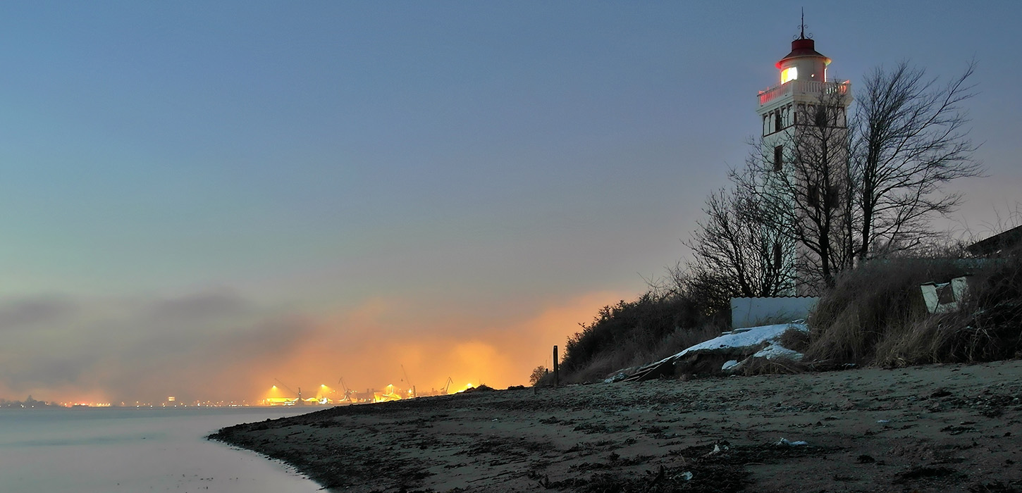Aftenstemning ved Strib Fyr-Middelfart