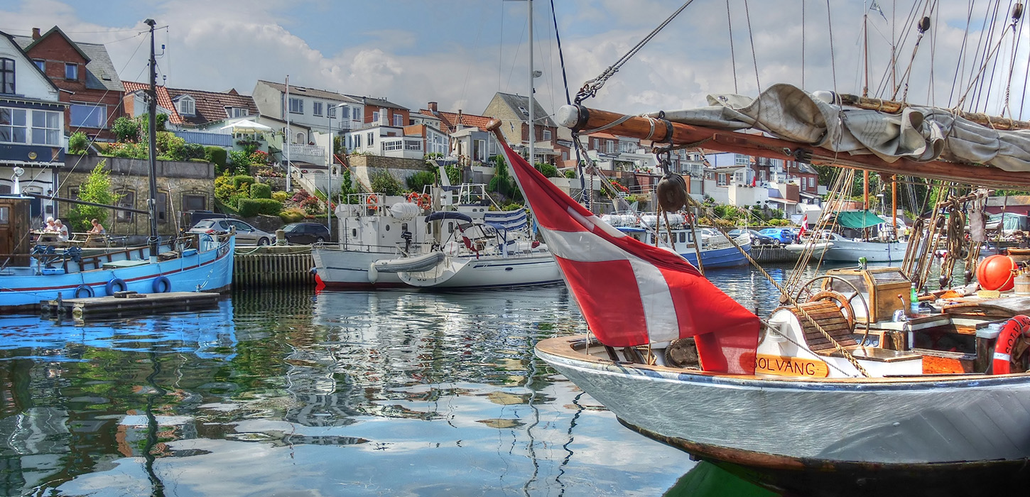 Oplev Sydhavsstemning i Gammel Havn - Middelfart