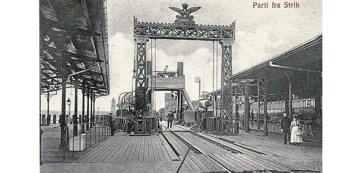 Jernbanefærgelejet ved Strib cirka 1930