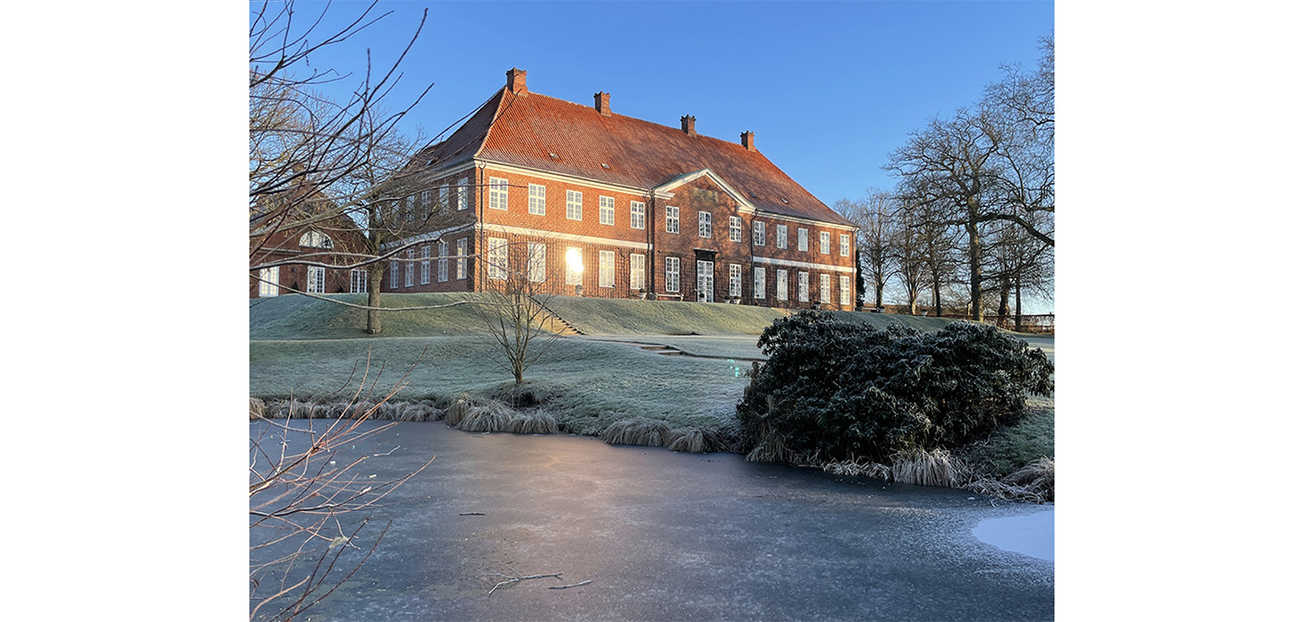 Is på søen i slotsparken på Hindsgavl Slot i Middelfart